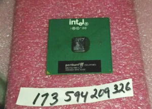 Intel Pentium III SL4CE 800/256/100/1.7V Socket 370 Processor - Picture 1 of 1
