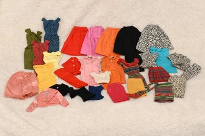 Grande Lote de Roupas Vintage Barbie PAK Tudo Bom-Excelente Estado - Imagem 1 de 4
