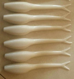 Engulf Baits 5" SWAG Chatterbait Trailer: Bone-White - Picture 1 of 1