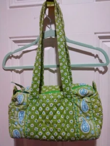 VERA BRADLEY Lime Paisley With Blue Flowers Handbag/Purse. Never Used. Med. Sz - Picture 1 of 4