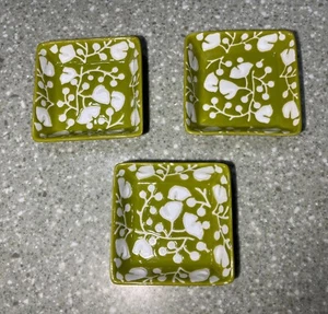 Crate & Barrel Aremi Square Apple Green & White Floral Vine Set 3 Dipping Bowls - Picture 1 of 19