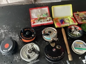 Shakespeare Fly Fishing Gear And Realms /bag - Picture 1 of 8