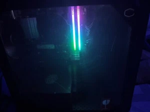 Good starter Gaming Pc, up to 144 frames on low settings, lots of space - Picture 1 of 2