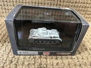 Hobby Master 1:72 German Panzer II Ausf C, E. Front 1941 Winter, No. HG4605 - Picture 1 of 7
