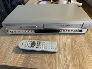 Magnavox MDV560VR HiFi Videorecorder/DVD-Player Kombination mit Fernbedienung funktioniert gut schneller Versand - Bild 1 von 15