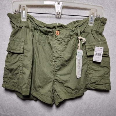 VANiLLA STAR Juniors Large Light Green Girls’ Stretchy Cargo Shorts. - Image 1 of 4