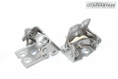 Juego de bisagras inferiores y superiores panel puerta trasera derecha Hummer H2 2003-2009 OEM Foto 1 de 4