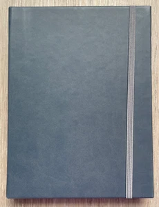 ARTEZA Ruled Notebook 6 x 8'' Sketchbook 80gsm Paper 96 Sheets Navy Blue - Picture 1 of 3