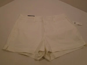 Gap Women's Size 8 Shorts Lot of 2 Gap. One NWT City  one WOT Girlfriend White - Picture 1 of 9