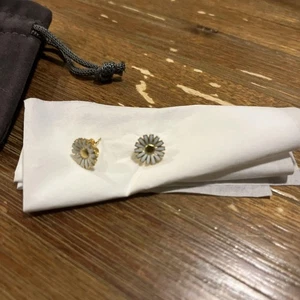Georg Jensen Ohrringe mit Blumenmotiv - Bild 1 von 3