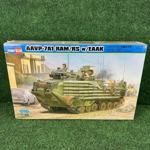 Hobbyboss 82416 1/35 AAVP-7A1 RAM/RS mit EAAK - Bild 1 von 7