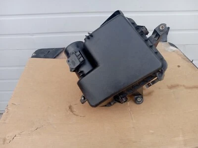 2001 2002 2003 2004 2005 2006  LEXUS LS430 AIR FILTER CLEANER BOX   - Image 1 of 4