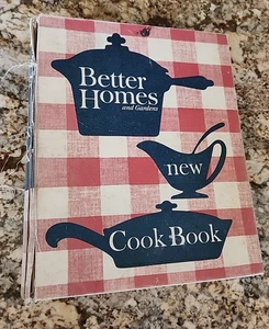Vintage Better Homes & Gardens New Cookbook 5 Ring Binder - Picture 1 of 17