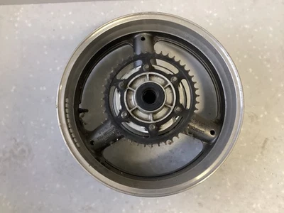 Llanta trasera plateada 99-07 SUZUKI HAYABUSA 1300 OEM Foto 1 de 4