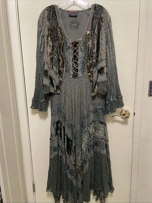 Vintage Embroidered Velvet Lace 2 Piece Boho hippy Renaissance Style Dress - Image 1 of 4