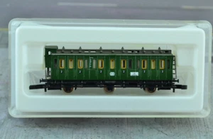 Marklin 8705 3 Axle 2nd Class Nostalgic Passenger Car Z Scale - Photo 1/5