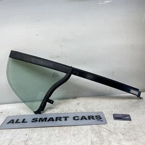 SMART FORTWO W453 OFFSIDE DRIVERS RIGHT FRONT DOOR QUARTER GLASS 2016 - Picture 1 of 3