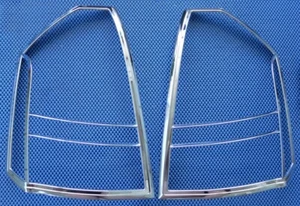 Chrom RÜCKLEUCHTEN BLENDEN FÜR CHRYSLER 300C 300 C Limousine - Picture 1 of 1