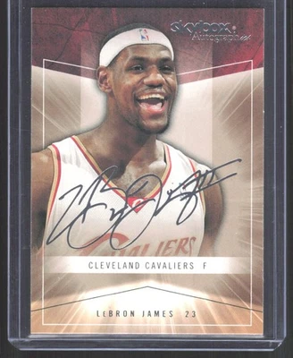2004-05 SkyBox Autographics #5 LeBron James - Image 1 of 2