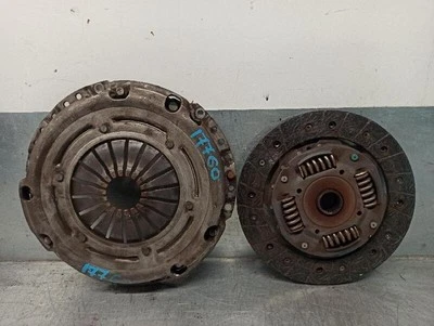 03D141025C kit embrague para VOLKSWAGEN POLO (9N1) 1.2 12V 2001 4551649 - Immagine 1 di 4