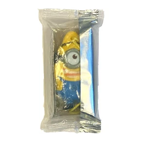 Despicable Me 2 General Mills One Eyed Cyclops Minion Backpack Charm - Picture 1 of 2