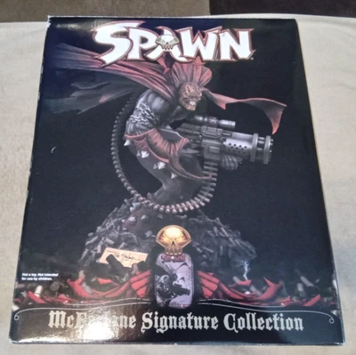MCFARLANE SPAWN STATUE COLEÇÃO ASSINATURA SPAWN COVER EDIÇÃO #138: 757/1000 - Imagem 1 de 4