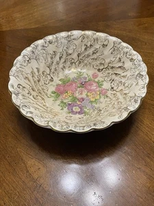 VINTAGE ROYAL CHINA WARRANTED 22 KT GOLD PLATE/BOWL - Picture 1 of 11