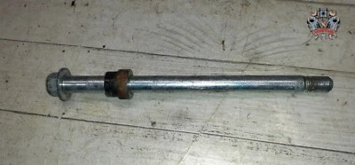 AXE DE ROUE AVANT YAMAHA 125/240/250 XV VIRAGO de 1990 à 2003 - réf : 95 Foto 1 de 3