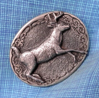 Hebilla de cinturón Buck cola blanca cazador deportista vaquero espíritu animal de colección años 80 .QRT840 Foto 1 de 4