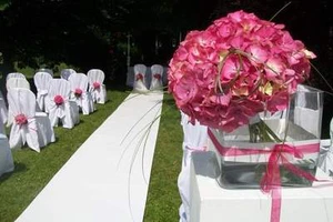 WEISSER LÄUFER 20MT H1,00 MT TEPPICHBODEN, HOCHZEITSTEPPICH GROSSE VERANSTALTUNGEN KIRCHE - Bild 1 von 1