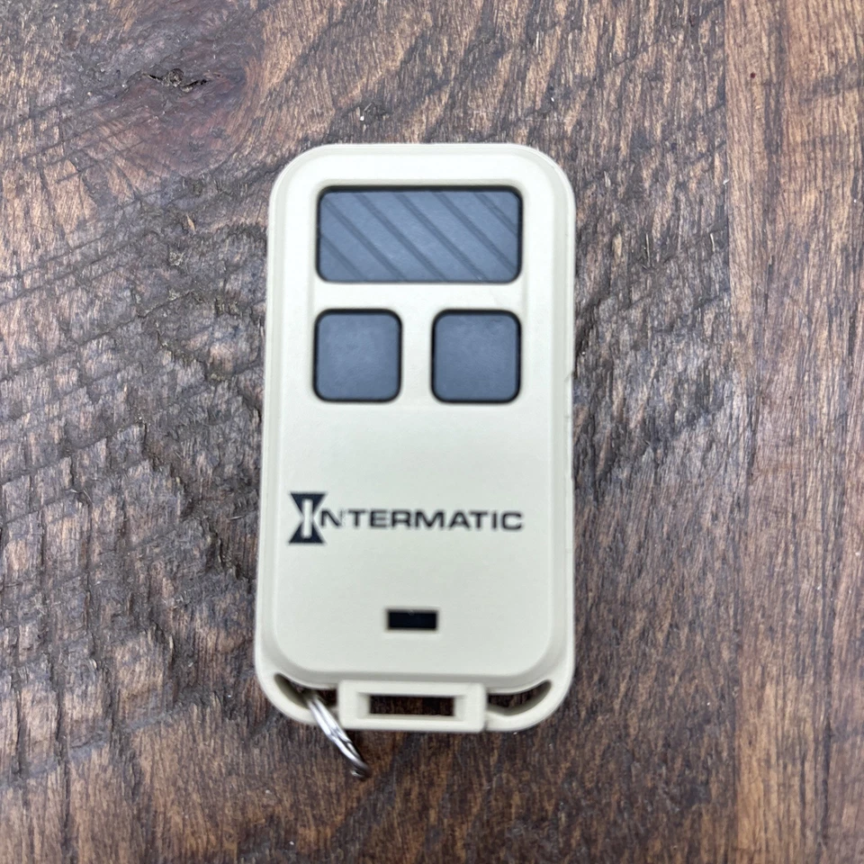 Intermatic remote model RC939. Works with Intermatic - Image 1 of 4