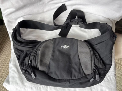 Eagle Creek Equipamento de Viagem Bolsa de Cintura Bolsa de Cinto Preta com Bolsos Laterais - Imagem 1 de 4