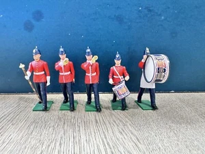 Britains: Eyes Right Set 7163- Middlesex Regiment Band. 54mm Plastic Figures - Picture 1 of 3