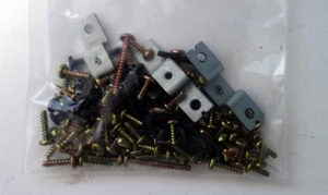 Yamaha PSR-550 kompletter Schraubensatz - Bild 1 von 1