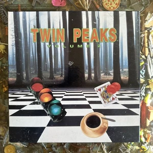 Twin Peaks: Volume 2 (1990) - Laserdisc Boxed Set - Picture 1 of 7