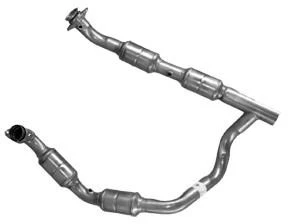 Catalytic Converter fits 2004 2005 Ford E-150 Club Wagon 5.4L V8 GAS SOHC Foto 1 de 1