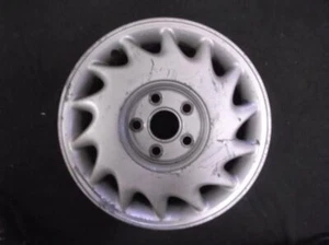 LS400     1992 Wheel 200940 - Picture 1 of 1