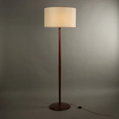 Lampadaire Vintage en Hêtre Laiton Tissu Italie Années 50-60 - Photo 1/4