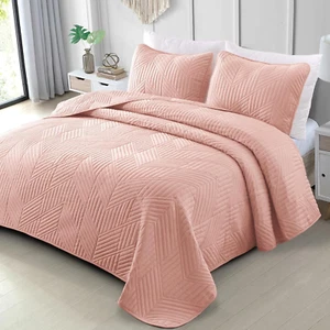 Ultrasonic King Quilt Bedding Set, Lightweight Blush Pink Bedspreads Soft Modern - Picture 1 of 6