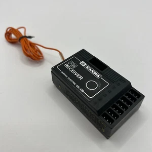 SANWA / AIRTRONICS FM 6/7 CHANNEL RECEIVER 35 MHZ FM PPM UK SELLER - Picture 1 of 10