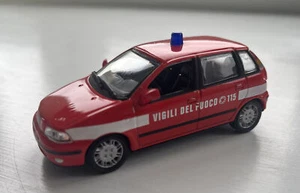1/43 FIAT PUNTO BOMBEROS COCHE modelo diecast Cararama - Imagen 1 de 4