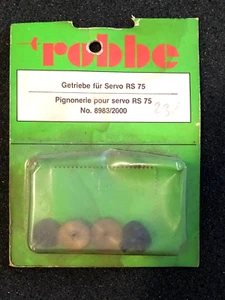 Robbe 8983/2000 Gear Set (Metal & Nylon) Servo RS75 Vintage New Futaba - Photo 1/1
