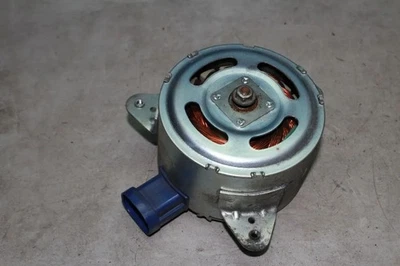 Lüftermotor für Kühlerlüfter Lüfter Renault Clio IV 1.5 dCi Bj14 - Bild 1 von 3
