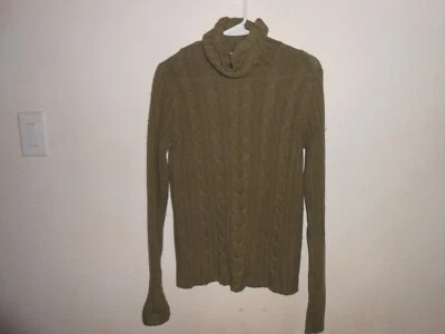 Sahalie 女式针织高领毛衣橄榄绿色丝绸和安哥拉小号 — 第 1/4 张图片