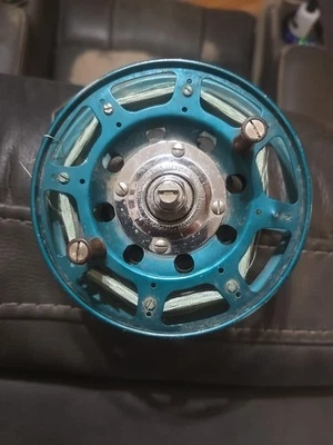 De colección James Heddon's Sons Dowagiac Michigan Winona No. Carrete de pesca 105 Foto 1 de 4