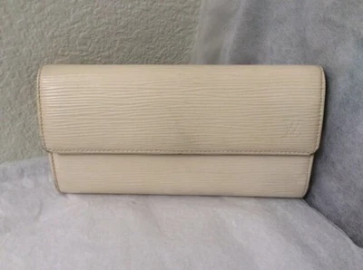 CARTERA LARGA DE CUERO EPI SARAH BEIGE LOUIS VUITTON Foto 1 de 4