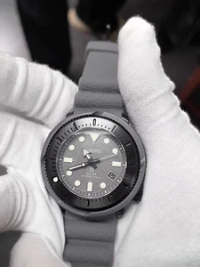 SEIKO PROSPEX Diving Solar Gray Silicone Strap Sports 200M Waterproof SNE563P1 - Picture 1 of 7