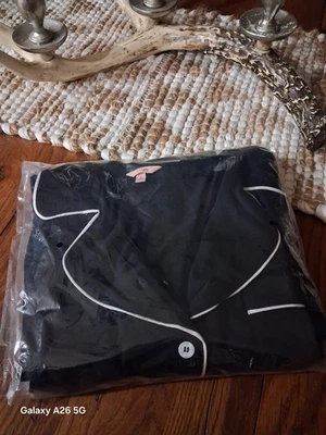 Conjunto de pijama pantalón manga corta Eberjey Gisele negro modal M para mujer Foto 1 de 4