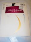 Womens Hanes Silk Reflections Classic Navy Stockings Pantyhose Nylons Size Ab