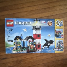LEGO Creator Lighthouse Point 31051 Complete Set 528 Pieces Light Brick Orca